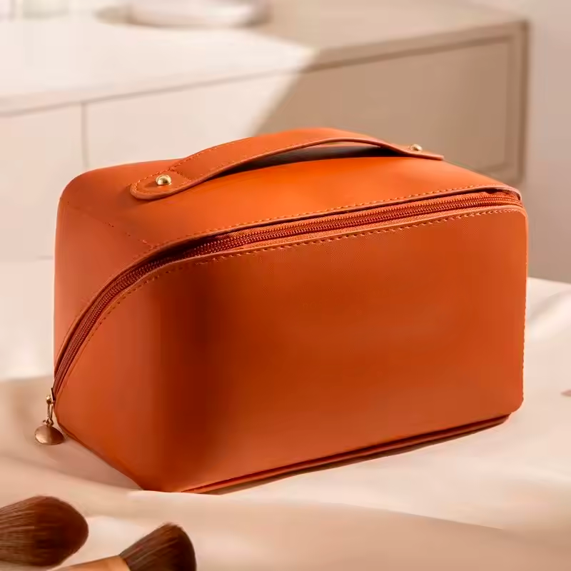 Plus Organiser Toiletry Bag
