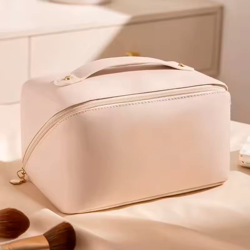 Plus Organiser Toiletry Bag