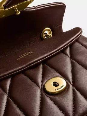 Tabby 20 Quilted Shoulder Bag
