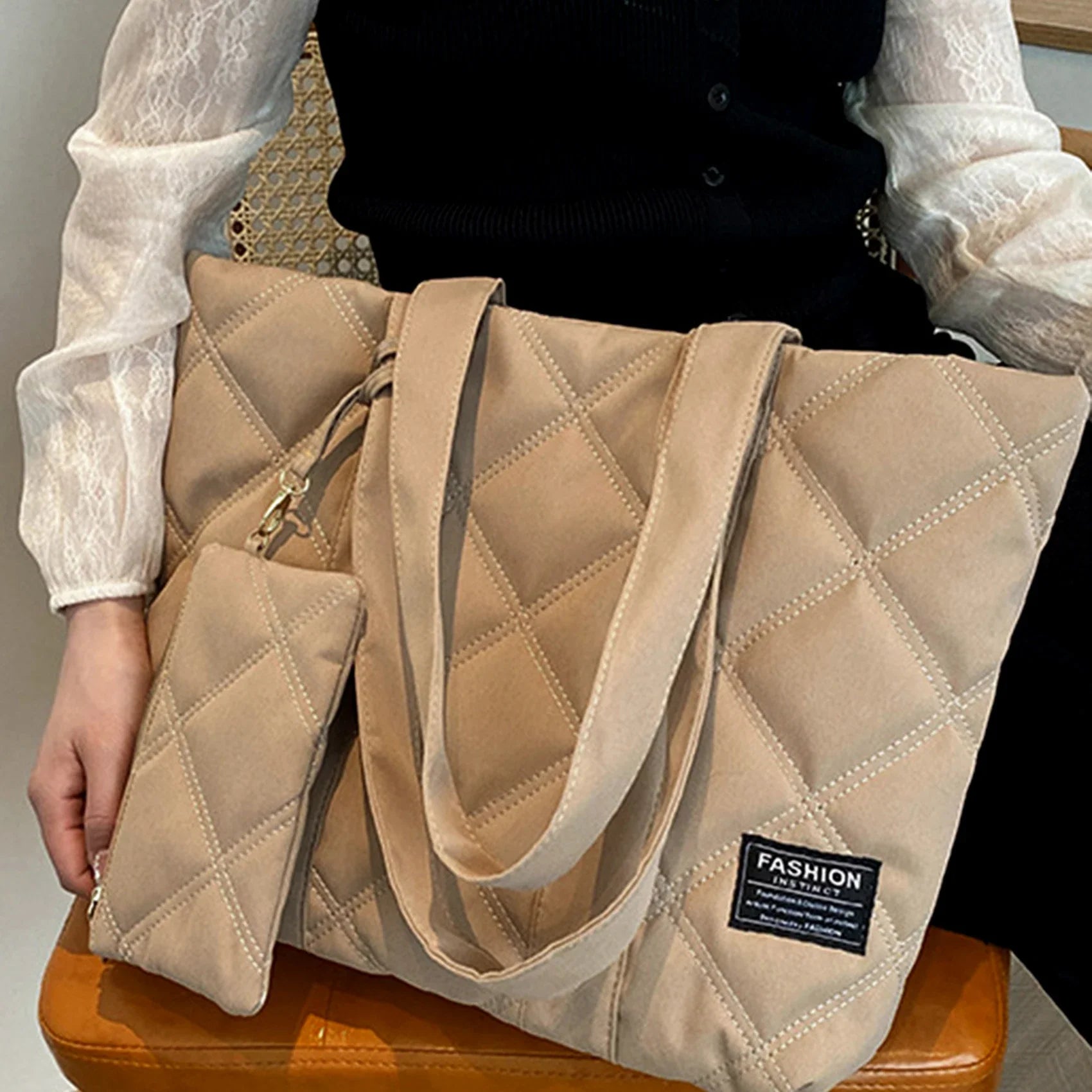 Melany Puffer Bag with Wash Bag