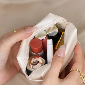 Mini Faite Wash Bag
