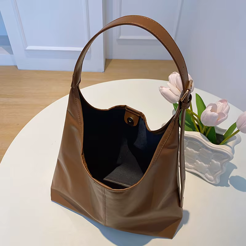 Kimberly Tote Bag with Free Wash Bag