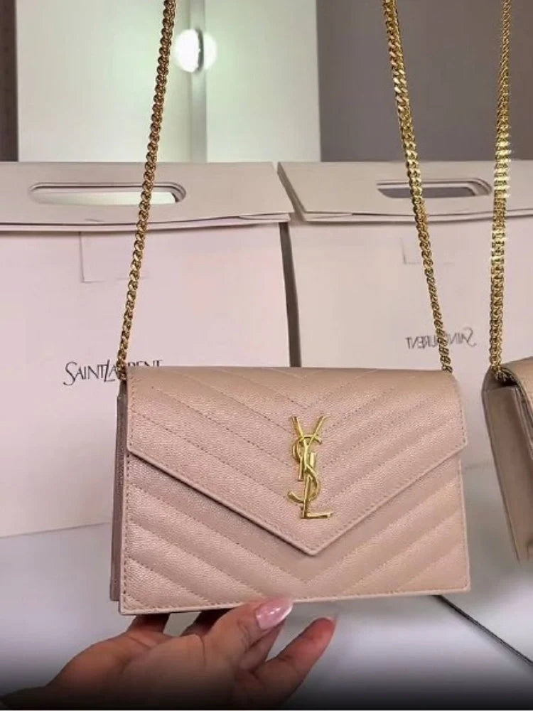 Cassandre Envelope Chain Wallet