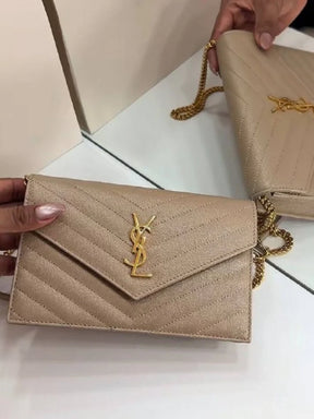 Cassandre Envelope Chain Wallet