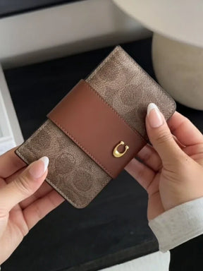 Essential Slim Card Case