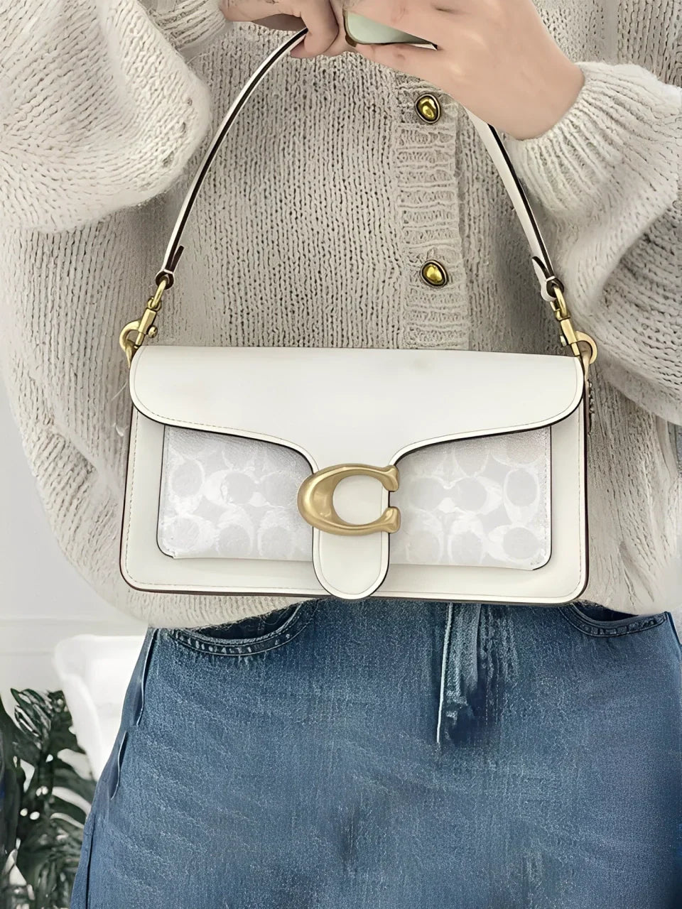Tabby Shoulder Bag 26